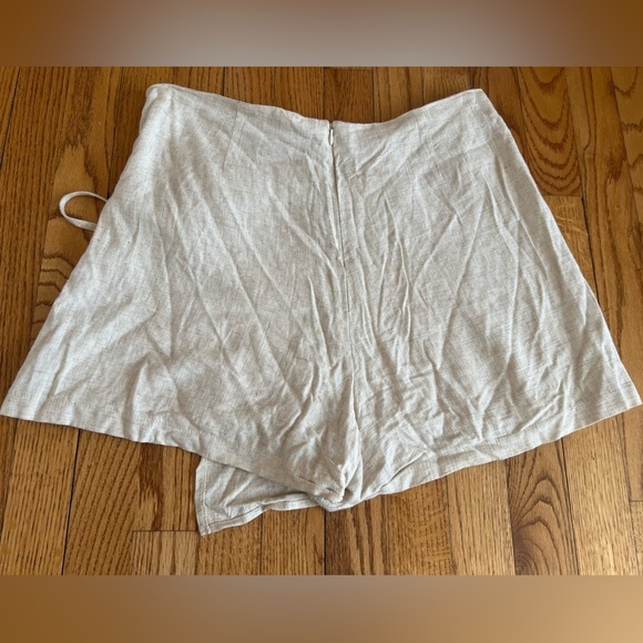 Stradivarius ASOS Women's Cream Shorts Skort Skirt Wrap Tie Size XL Summer Linen - Picture 4 of 5